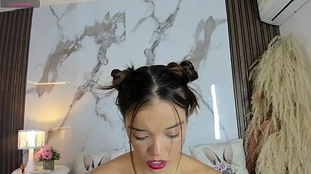 hannahill69 online show from 03/13/26, 04:50