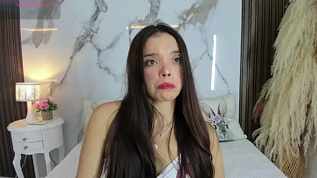 hannahill69 online show from 02/11/26, 04:56