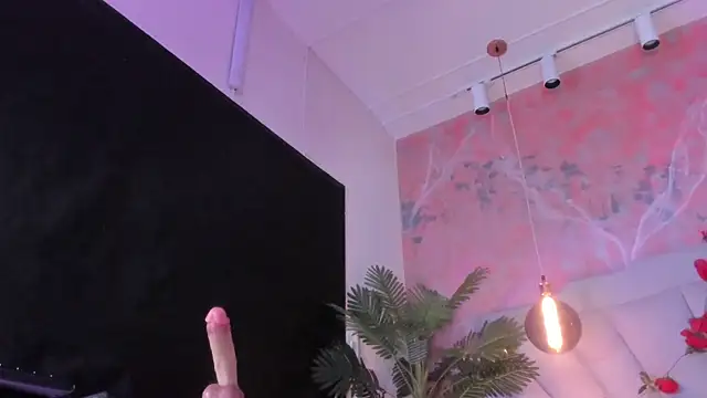 Snapshot of ValerySex_ chatting on 07/02/26, 12:11 ValerySex online show from 07/02/26, 12:11