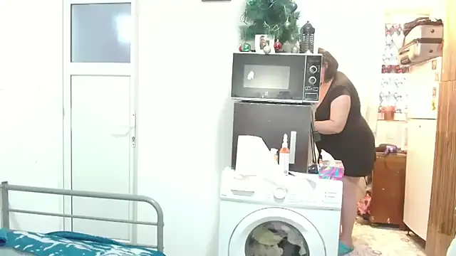 RidemerafSuzana online show from 12/03/25, 11:42