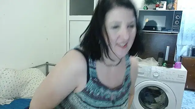 RidemerafSuzana online show from 02/19/25, 08:31