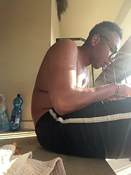 iamrafaelhot online show from 04/08/26, 03:35