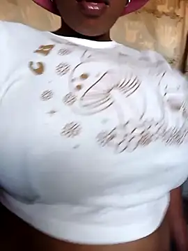 winterqueenx online show from 11/18/25, 01:58