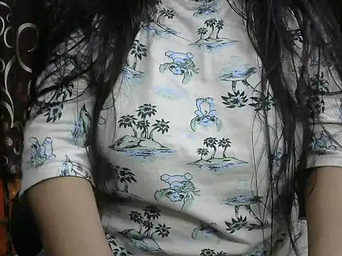 Bold-Radhika online show from 11/29/25, 12:27