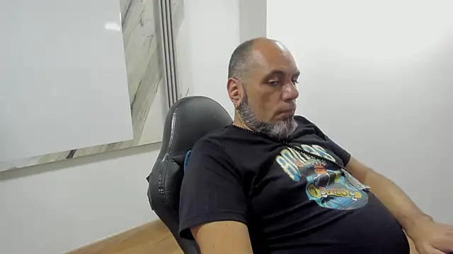 Myke Miller  online show from 12/10/24, 11:40