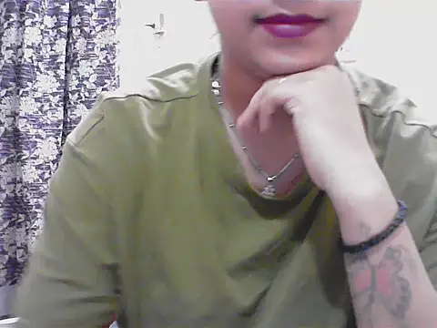 Snapshot of LovingPihu chatting on 05/16/26, 06:01 LovingPihu online show from 05/16/26, 06:01