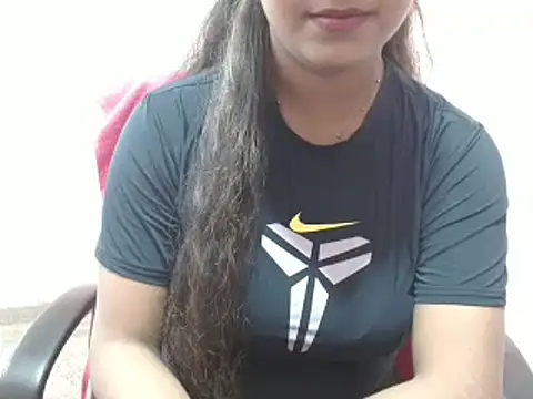 Snapshot of LovingPihu chatting on 03/13/25, 05:00 LovingPihu online show from 03/13/25, 05:00