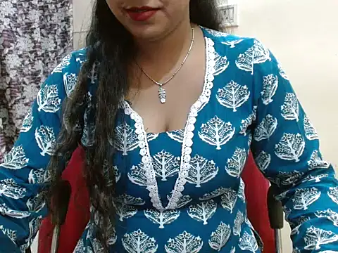 LovingPihu online show from 04/16/26, 05:30