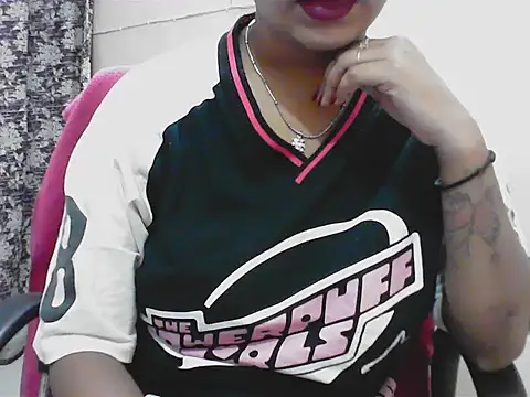 Snapshot of LovingPihu chatting on 05/14/26, 05:37 LovingPihu online show from 05/14/26, 05:37