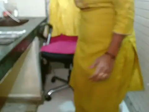 LovingPihu online show from 12/20/25, 05:54