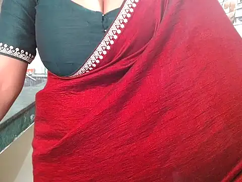 LovingPihu online show from 03/10/26, 06:28