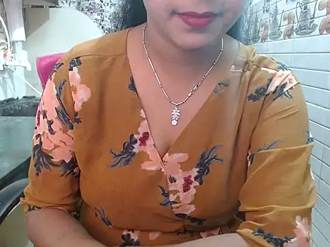 LovingPihu online show from 03/21/26, 06:03