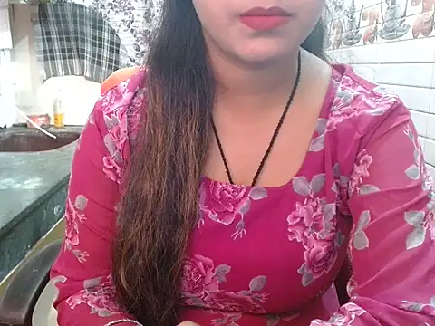 LovingPihu online show from 11/22/25, 05:39