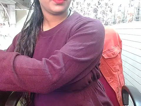 LovingPihu online show from 12/22/25, 06:02