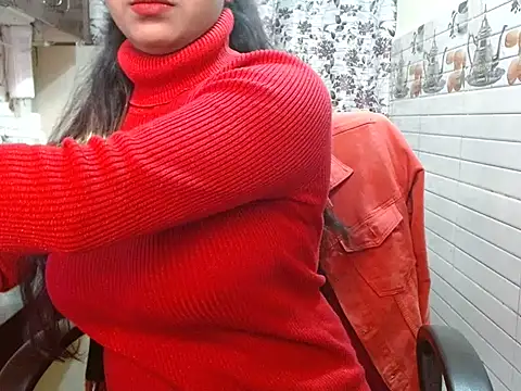 LovingPihu online show from 12/19/25, 06:05