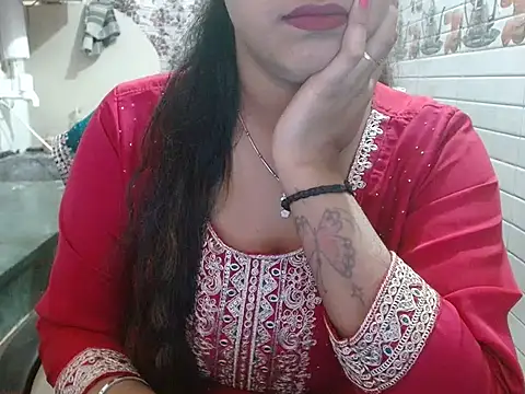 LovingPihu online show from 03/20/26, 05:52