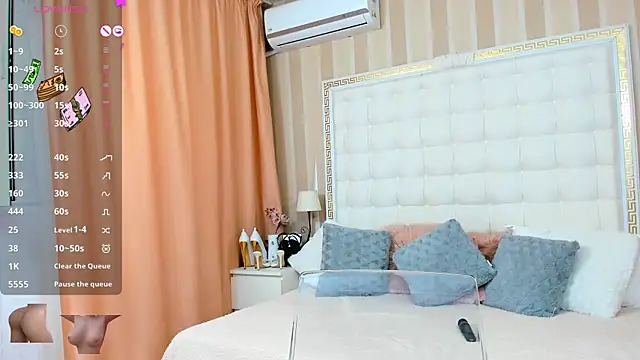 sassy madeline online show from 11/07/25, 11:37