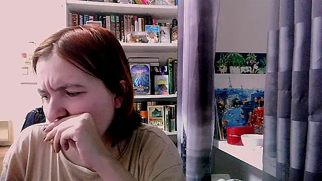 Snapshot of BrattyFoxyGirl chatting on 03/21/25, 05:45 BrattyFoxyGirl online show from 03/21/25, 05:45