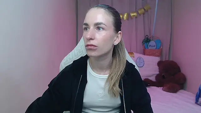 DeboraHorny online show from 04/09/26, 06:15