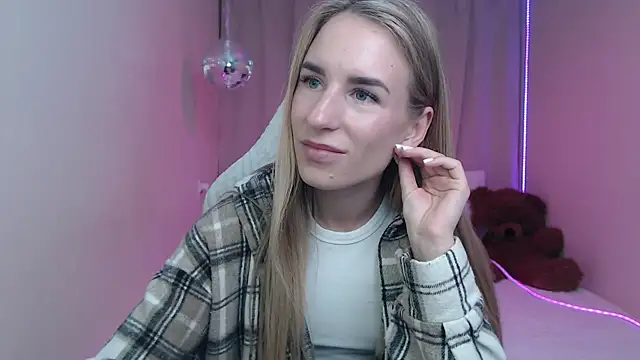 Snapshot of DeboraHorny chatting on 05/16/26, 06:12 DeboraHorny online show from 05/16/26, 06:12