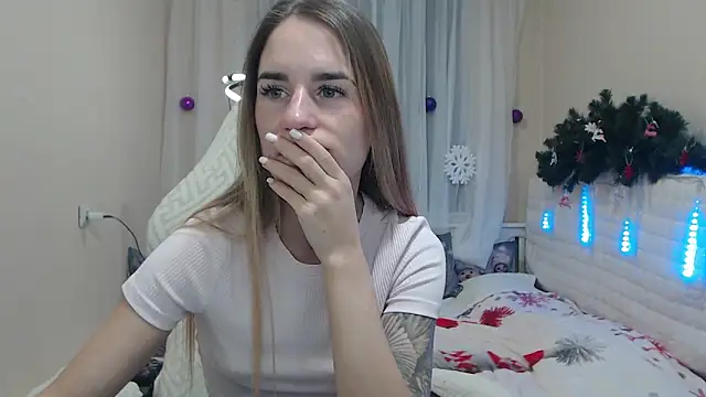 DeboraHorny online show from 12/15/25, 07:03