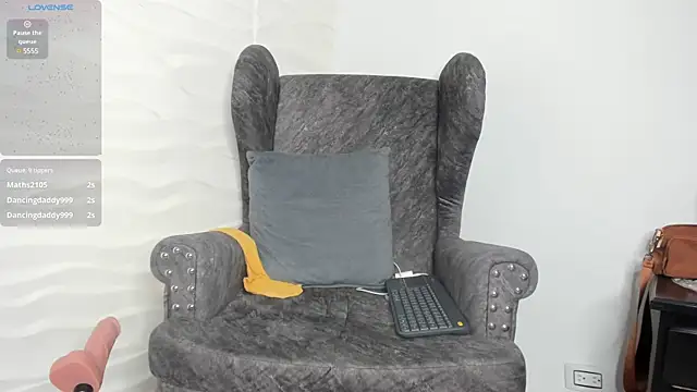 Snapshot of Keyla_Milf chatting on 03/21/25, 06:05 Keyla Milf online show from 03/21/25, 06:05