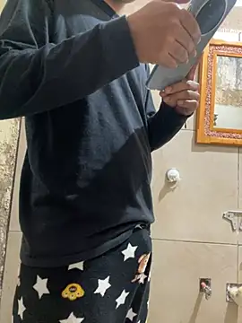 Snapshot of delgadito234 chatting on 02/16/26, 06:39 delgadito234 online show from 02/16/26, 06:39