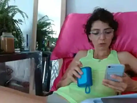 Snapshot of Labebe-rica chatting on 05/05/26, 08:23 Labebe-rica online show from 05/05/26, 08:23