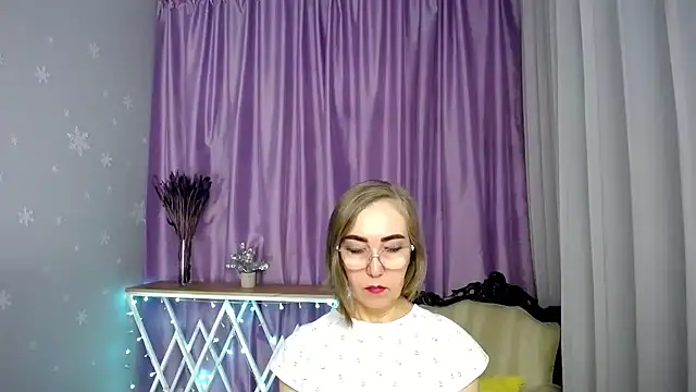 queen a n i online show from 04/23/26, 12:29