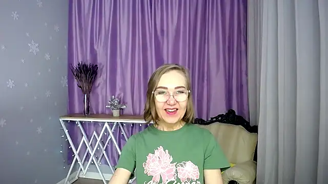 queen a n i online show from 05/07/26, 06:39