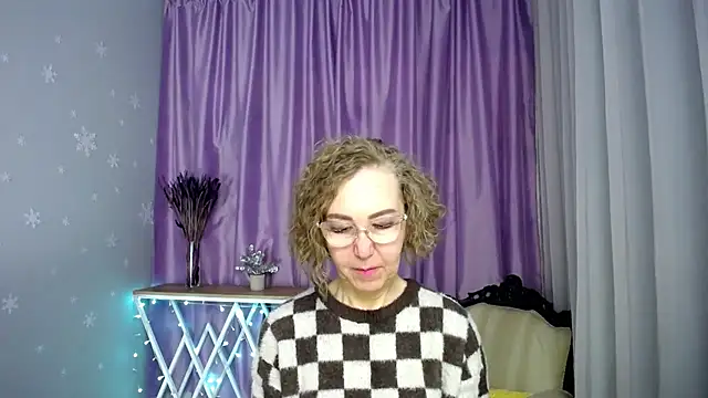 queen a n i online show from 05/12/26, 09:48