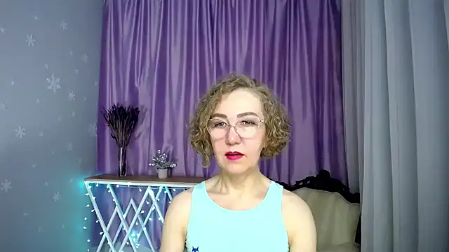 queen a n i online show from 05/10/26, 09:57