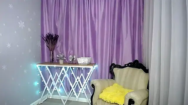 queen a n i online show from 07/18/26, 08:23