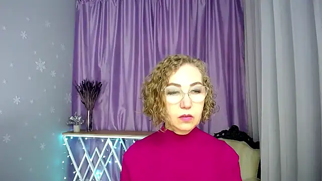 queen a n i online show from 06/12/26, 10:57