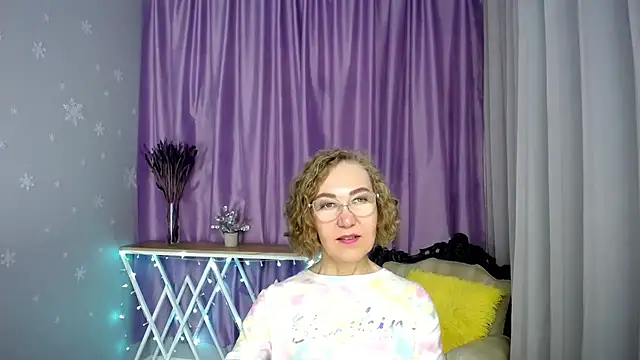 queen a n i online show from 05/23/26, 08:02
