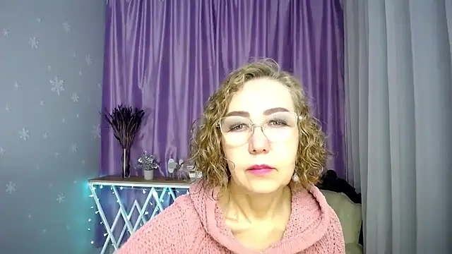 queen a n i online show from 07/20/26, 05:48