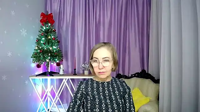 queen a n i online show from 12/23/25, 10:25