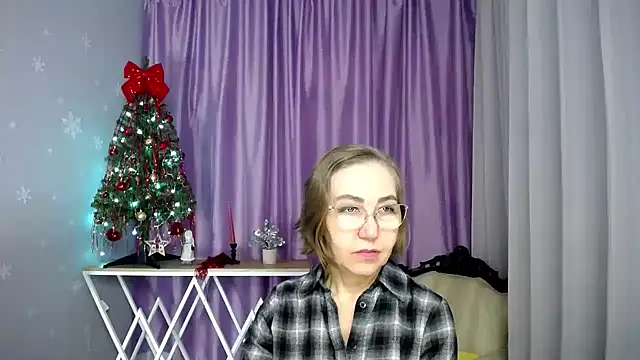 queen a n i online show from 02/25/26, 06:24