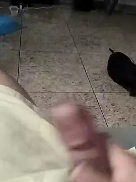 vini4016 online show from 12/17/24, 10:44