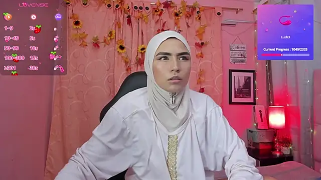 Snapshot of DarshaKhemu chatting on 03/10/25, 08:45 DarshaKhemu online show from 03/10/25, 08:45