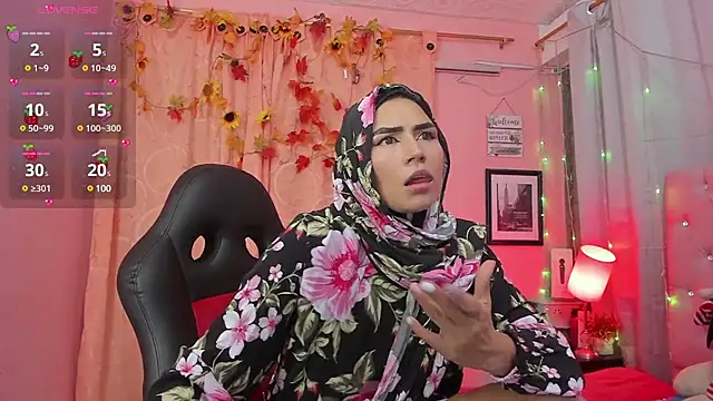 Snapshot of DarshaKhemu chatting on 03/01/25, 10:10 DarshaKhemu online show from 03/01/25, 10:10