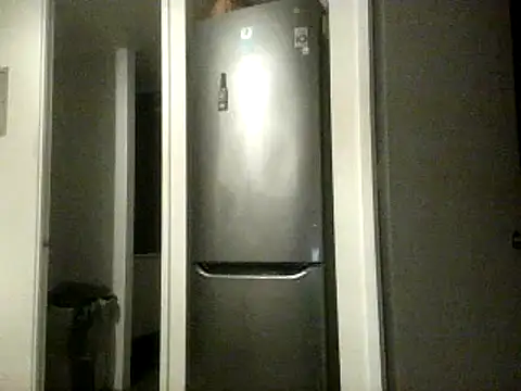 Snapshot of PenelopeSx chatting on 10/14/25, 09:32 PenelopeSx online show from 10/14/25, 09:32