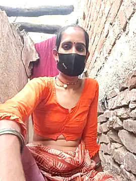 Snapshot of Mohni_Das chatting on 06/27/26, 01:17 Mohni Das online show from 06/27/26, 01:17