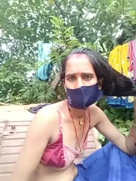 Mohni Das online show from 10/26/25, 04:02