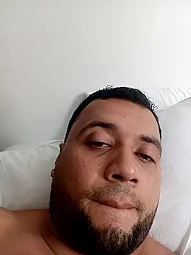 Snapshot of bby2279 chatting on 02/12/26, 05:34 bby2279 online show from 02/12/26, 05:34