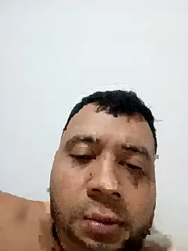 Snapshot of bby2279 chatting on 11/24/25, 01:16 bby2279 online show from 11/24/25, 01:16