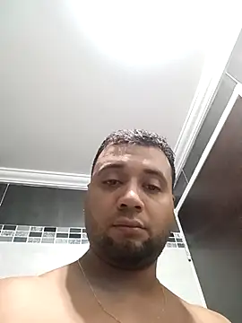 Snapshot of bby2279 chatting on 11/02/25, 05:07 bby2279 online show from 11/02/25, 05:07