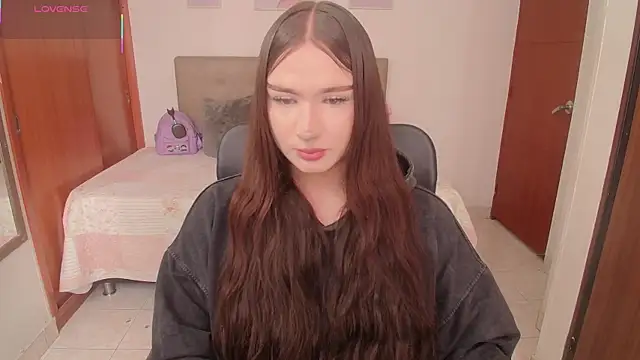 Snapshot of Miley_Baker chatting on 02/10/26, 03:11 Miley Baker online show from 02/10/26, 03:11