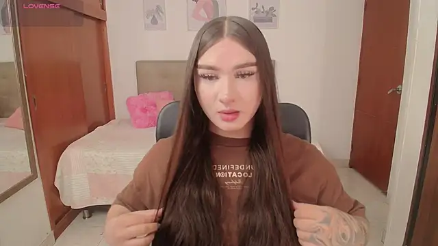 Miley Baker online show from 11/27/25, 02:39