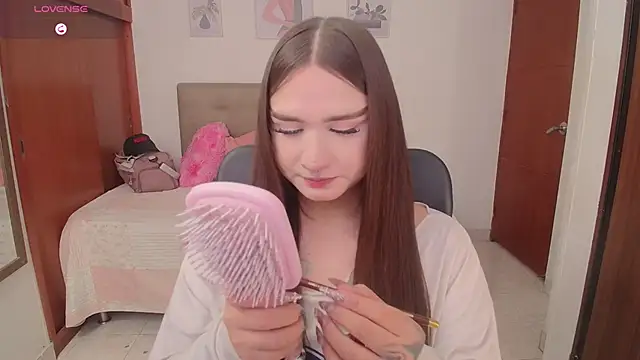 Miley Baker online show from 11/29/25, 03:34